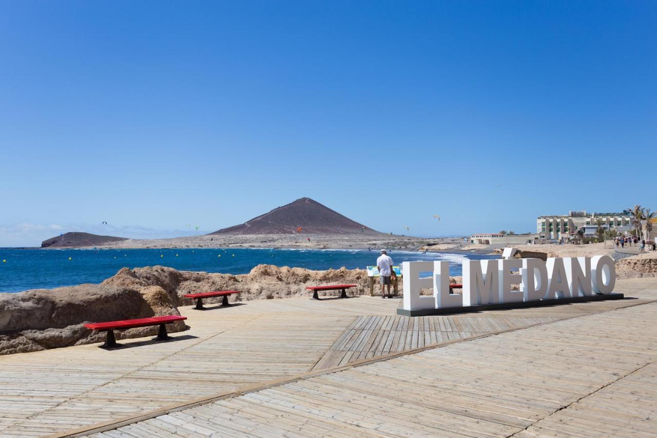 Home2Book Sea Side El Medano Esterno foto